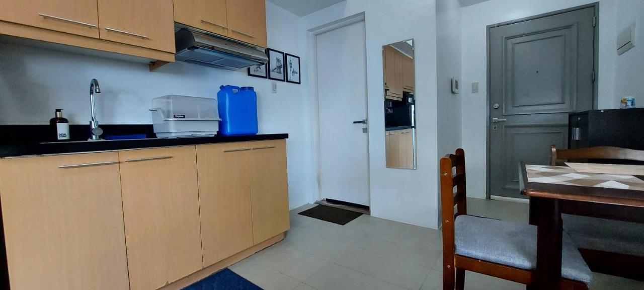 Spacious Studios Mandaluyong Luaran gambar