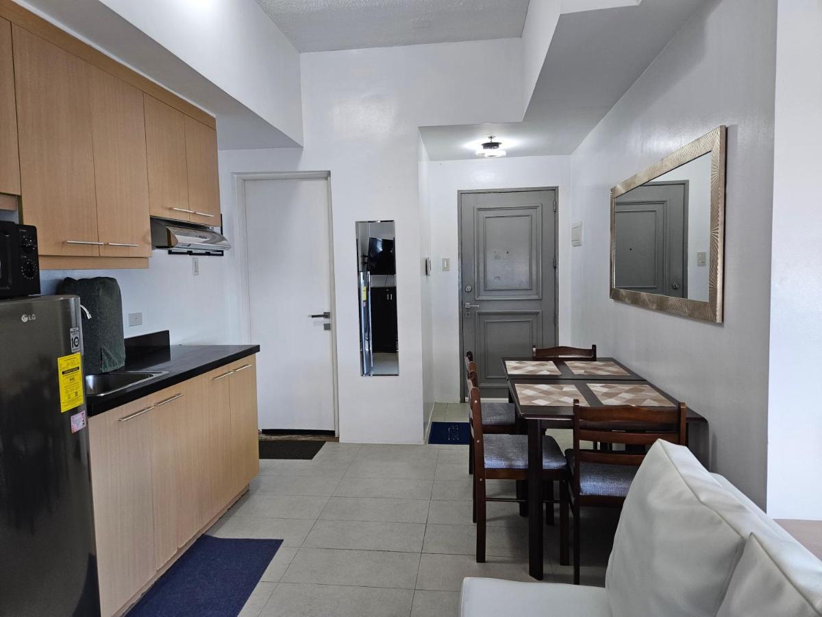 Spacious Studios Mandaluyong Luaran gambar