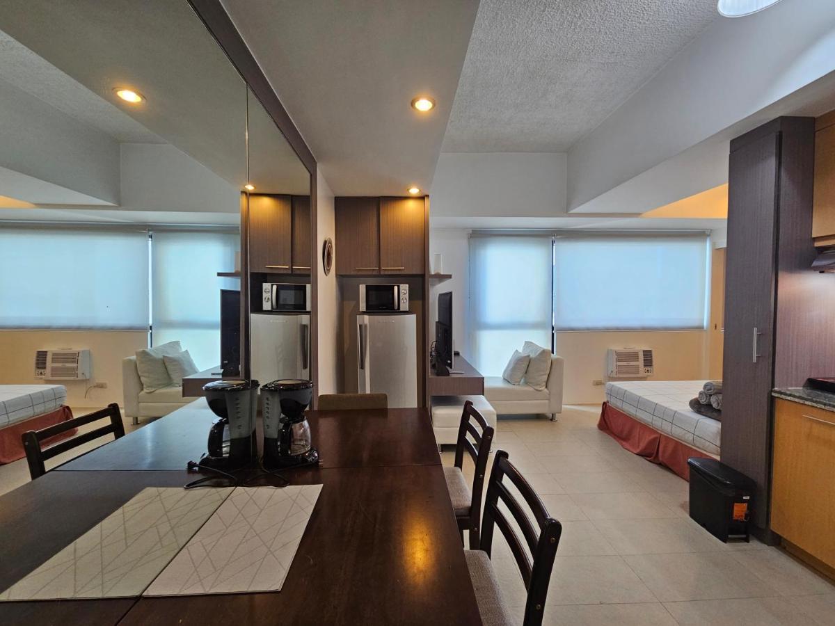 Spacious Studios Mandaluyong Luaran gambar