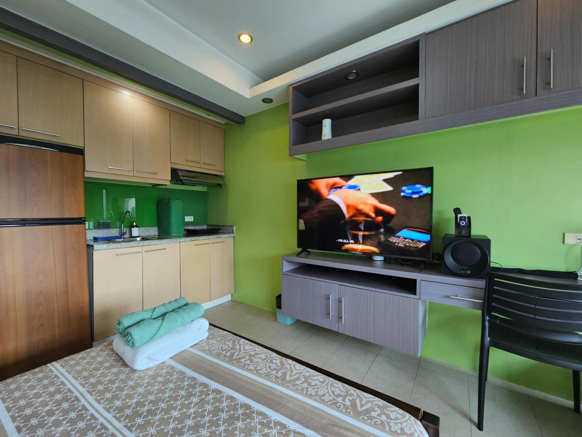 Spacious Studios Mandaluyong Luaran gambar